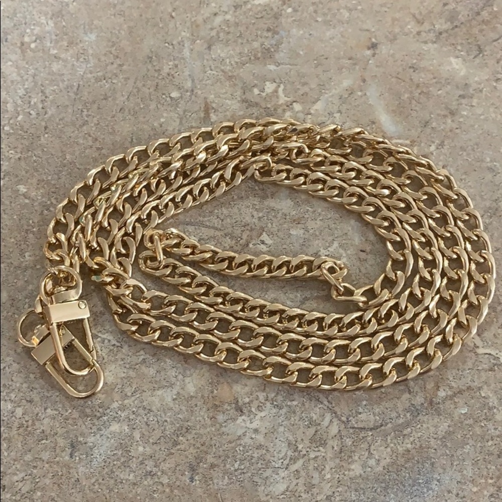Replacement chain
